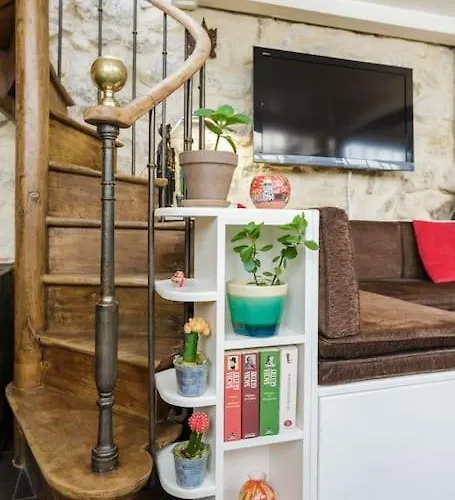 Peace And Greenery, Heart Of *