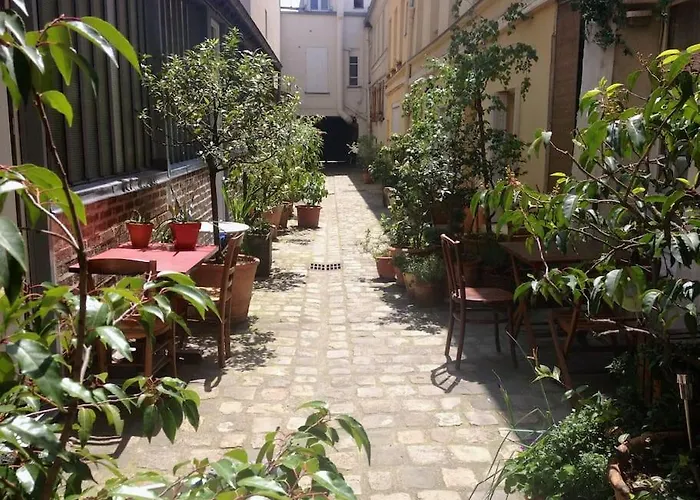 Appartement Peace And Greenery, Heart Of Parijs