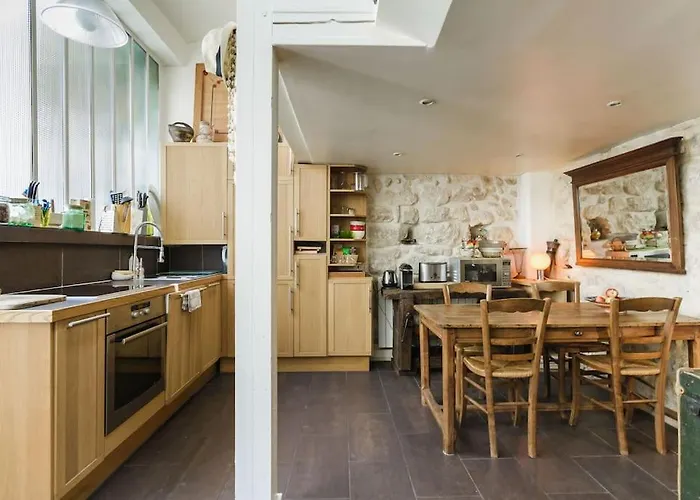 Peace And Greenery, Heart Of * Paris