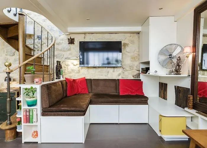 Peace And Greenery, Heart Of Appartement Parijs